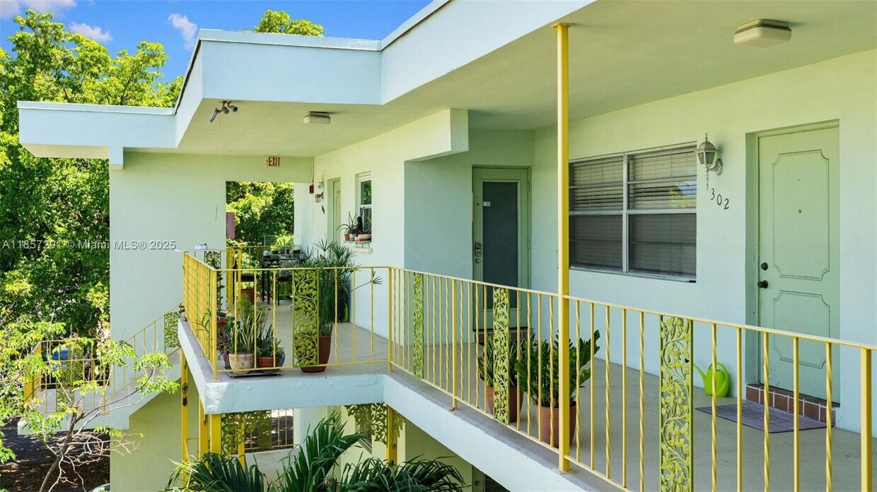 Foto principal - 2031 Dewey St