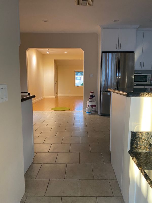 Foto del edificio - 1024 N Keystone St