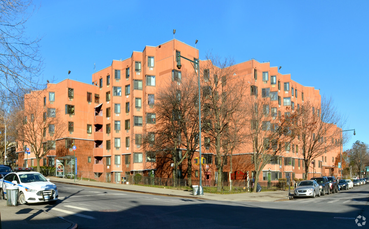 Primary Photo - Lambert Houses