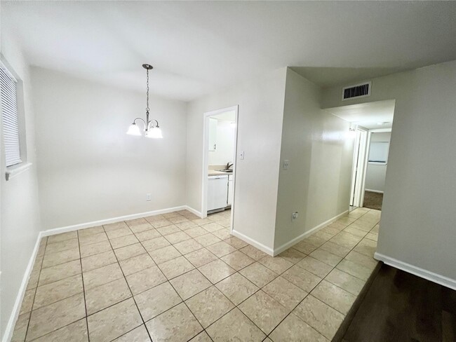 Building Photo - 130 Oyster Creek Dr