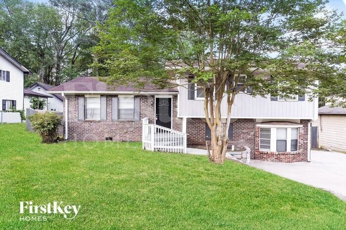 Primary Photo - 641 Cherry Ln