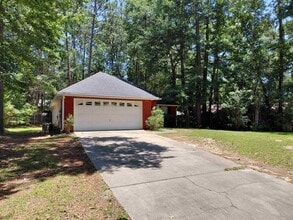 Building Photo - 3508 Larkspur Ln