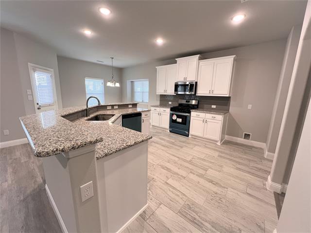 Building Photo - 2906 Pronghorn Dr