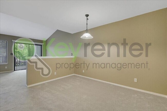 Building Photo - 7733 Lauppe Ln