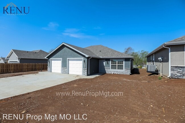 Building Photo - 3 br, 2 bath House - 7352 Maybrook Dr