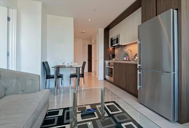 Foto del edificio - 410 Summer St