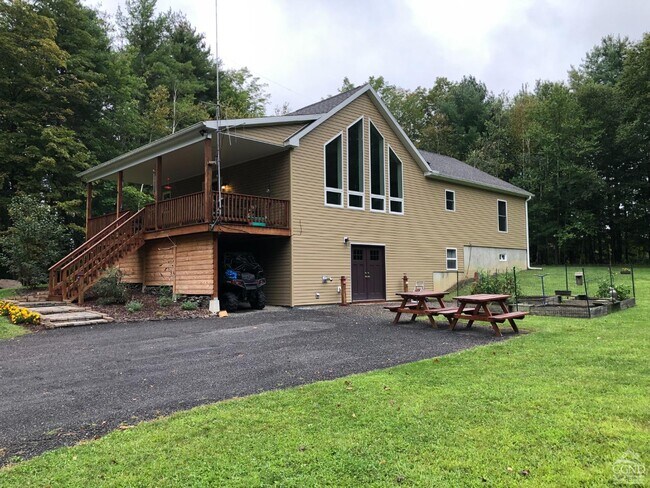 Foto del edificio - 167 King Hill-Earlton Rd