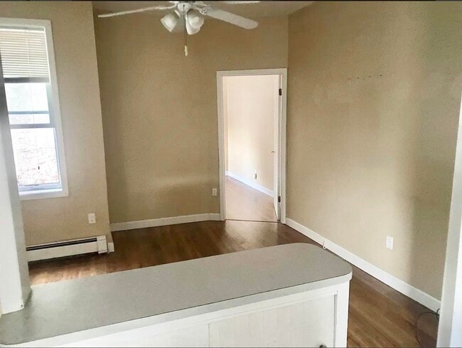 Foto del edificio - 47 Wales Ave