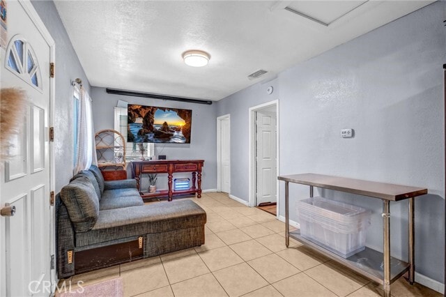 Foto del edificio - 10515 Firmona Ave