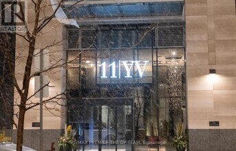 Building Photo - 11 Yorkville Ave