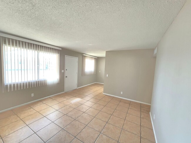 Foto del edificio - Great Location! Remodeled 1 bed 1 bath