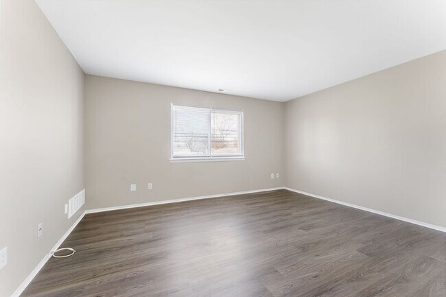 Foto del edificio - 31481 Block St