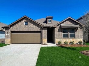 Building Photo - 1825 Plymouth Dr