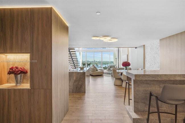 Foto del edificio - 1040 Biscayne Blvd