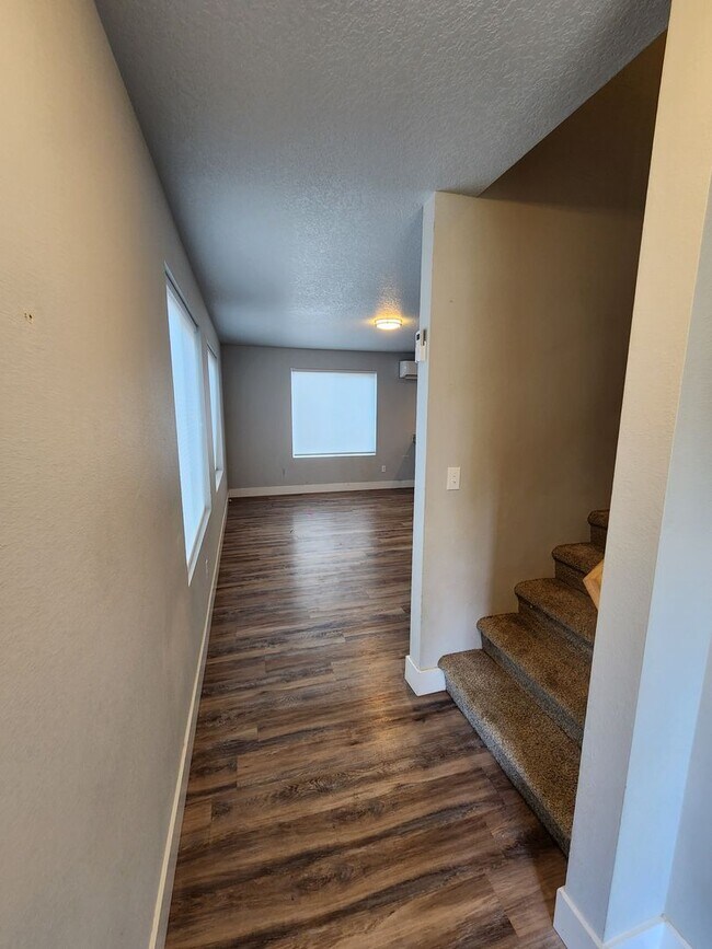 Foto del edificio - 205-207 Oak St