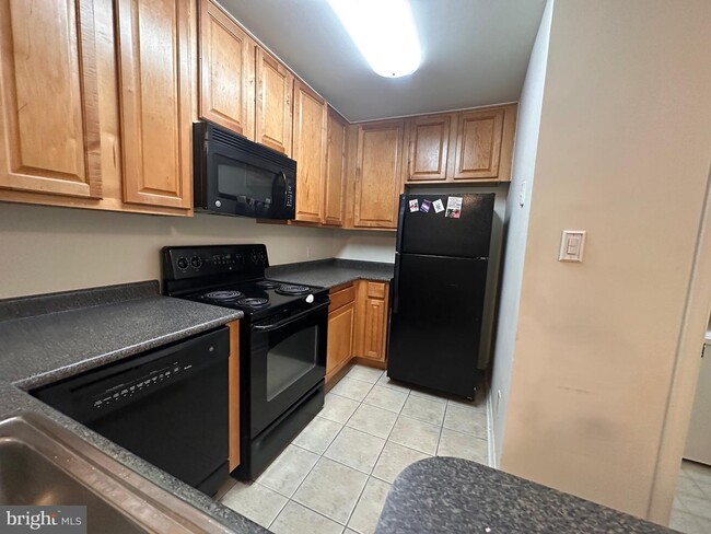 Building Photo - 10303 Appalachian Cir