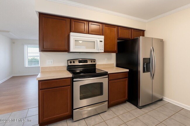 Foto del edificio - 8362 Kipling Ct