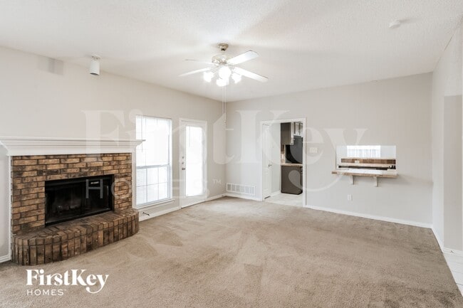 Building Photo - 1509 Dreama Dr