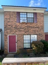 Building Photo - 226 Edith Way