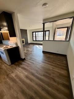 Foto del edificio - 1104 Illinois St