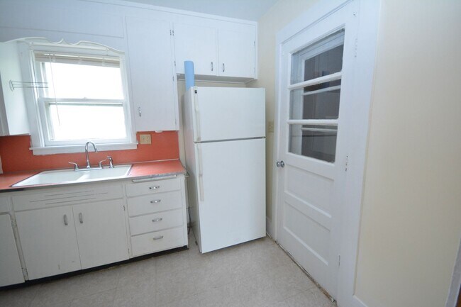 Foto del edificio - Charming 2 bedroom with beautiful features!