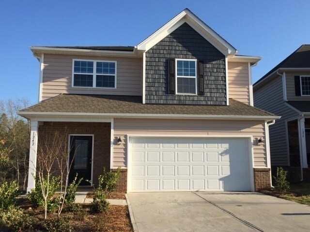 Foto principal - Wonderful 4bd/2.5bth in a great community!