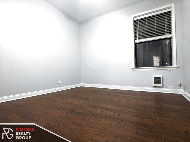 Foto del edificio - 3635 W Dickens