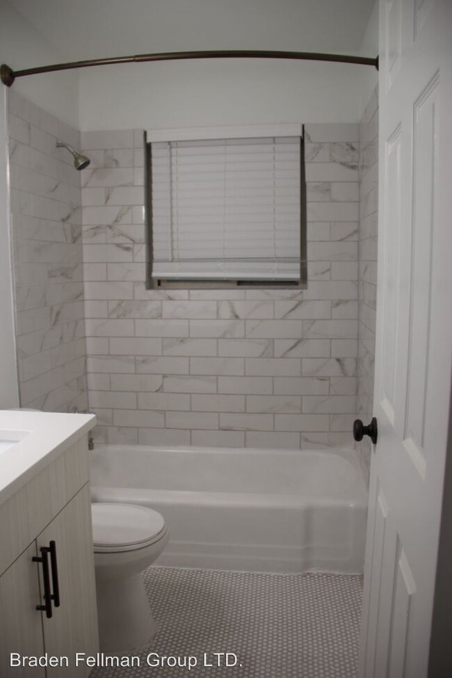 Foto del edificio - 1138-1148 Woodland Ave NE