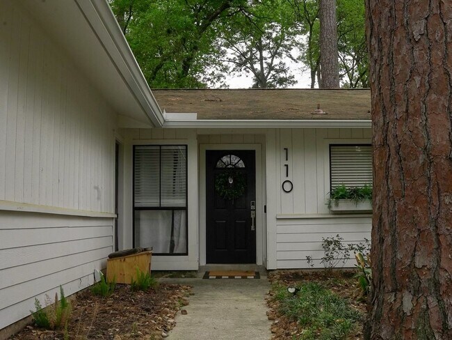 Foto del edificio - 3 Bedroom Single Family Home in Spring