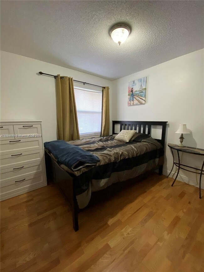 Foto del edificio - 16852 SW 148th Ave