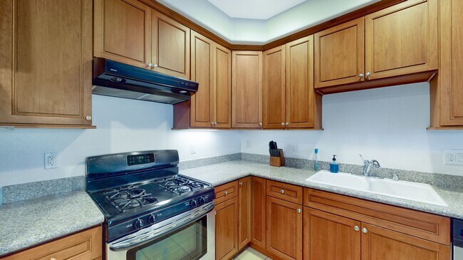 Foto del edificio - 4-Bedroom Townhome in San Jose!