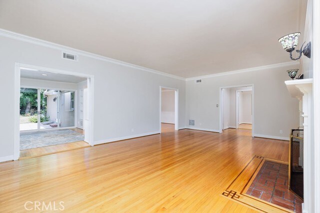 Foto del edificio - 715 Winthrop Rd