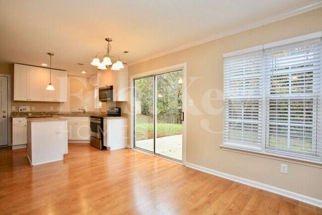 Foto del edificio - 3817 Sipes Ln