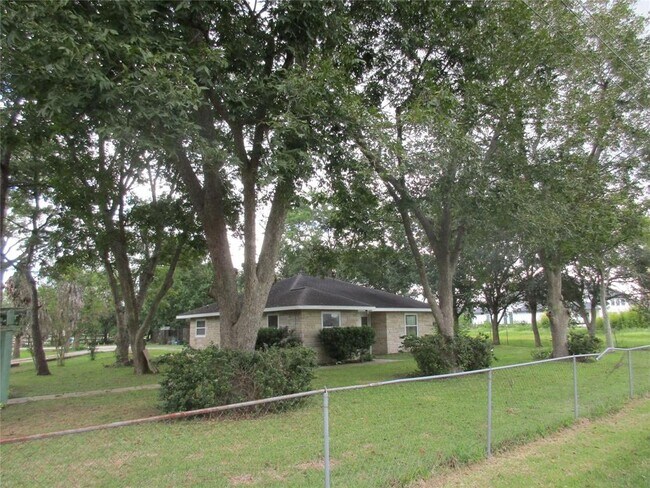 Building Photo - 4713 Allen-Genoa Rd