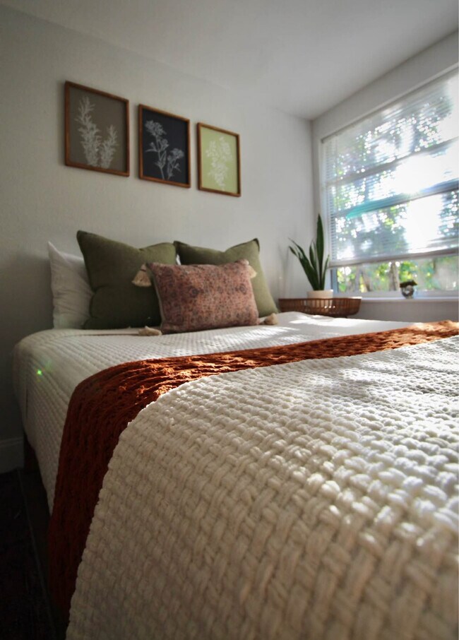 Foto del edificio - 2241 27th St S