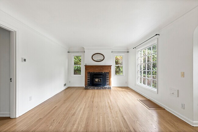 Foto del edificio - 3411 SE Franklin St