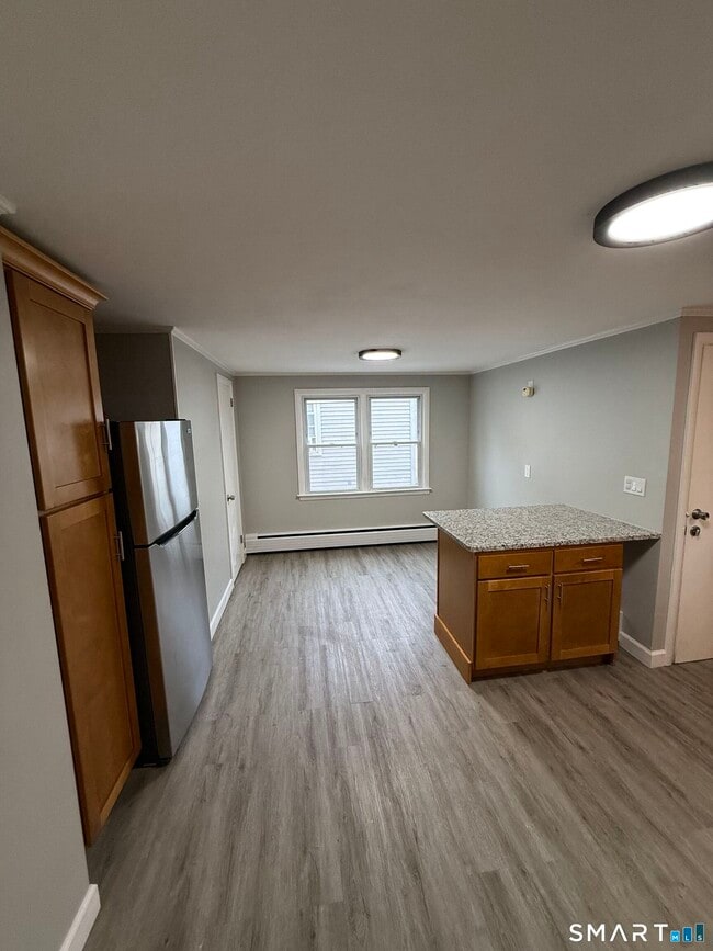 Building Photo - 37 Caya Ave