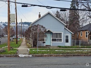 Building Photo - 2000 N Greenwood St