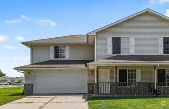 Building Photo - 503-503 Lakeshore Dr