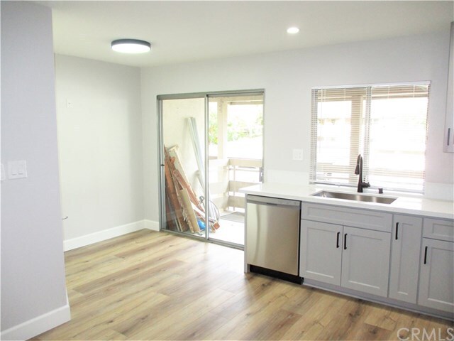 Building Photo - 23732 Hillhurst Dr