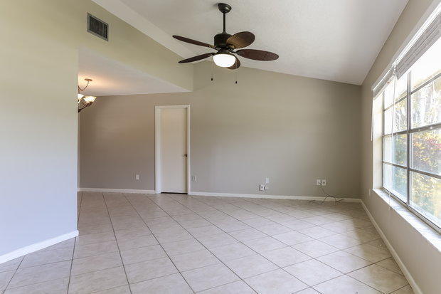 Building Photo - 1302 Wyndcliff Dr