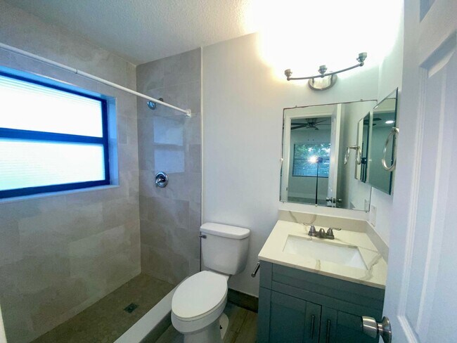 Building Photo - 4783 Luqui Ct