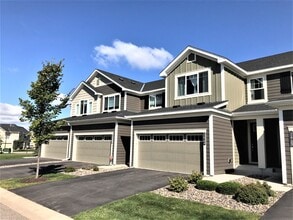 Building Photo - 11744 83rd Pl N