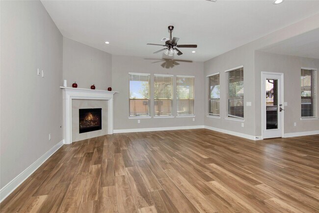 Foto del edificio - 5203 Kingship Ct