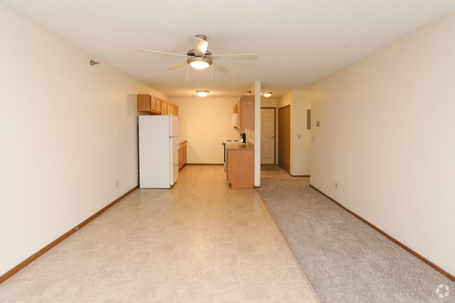 2BR, 2BA - 1,113 SF - Dove Terrace