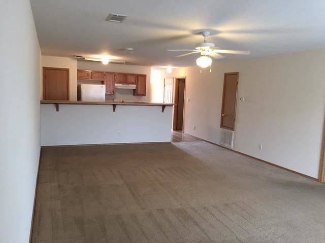 Building Photo - 2716B Meadow Wood Pl