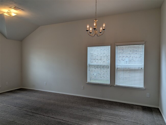 Building Photo - 13319 Lansdown St