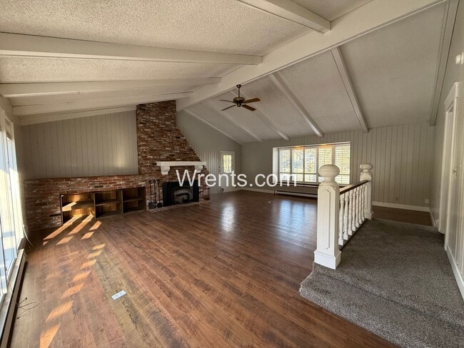 Building Photo - Spacious 6-Bedroom Home with Pool & Multiple Fireplaces – Great Northside Location!