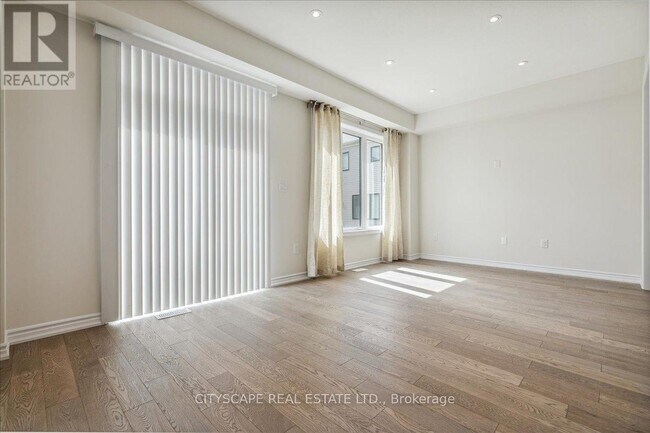 Photo du bâtiment - 50 Whithorn Cres