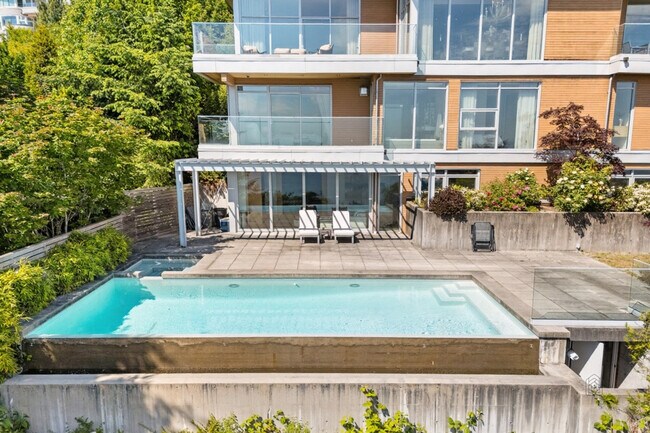 Photo du bâtiment - 2526 Chippendale Rd